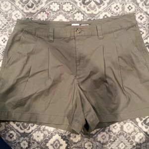 ***OFF-SEASON CLEARANCE *** A New Day - Olive Green Pleated Camp Shorts - NWOT